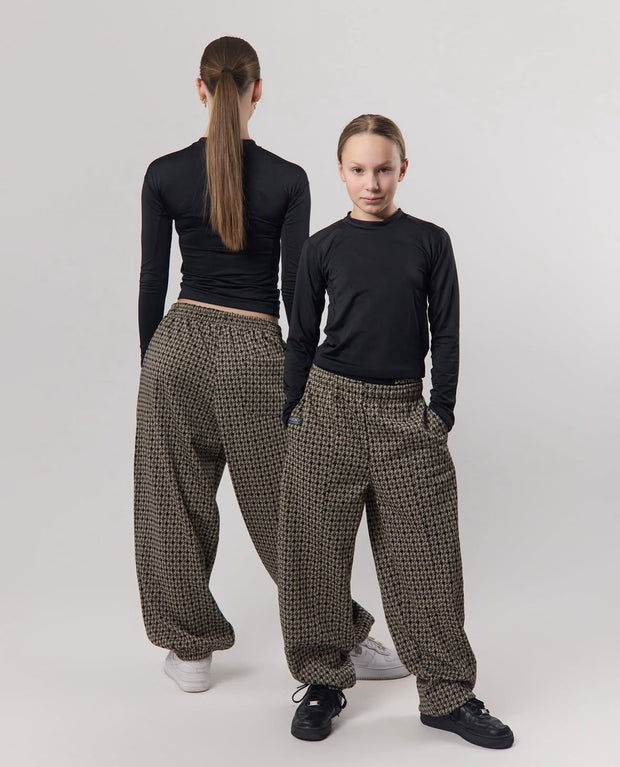 KNDRCK unikat joggerke - retro pepita