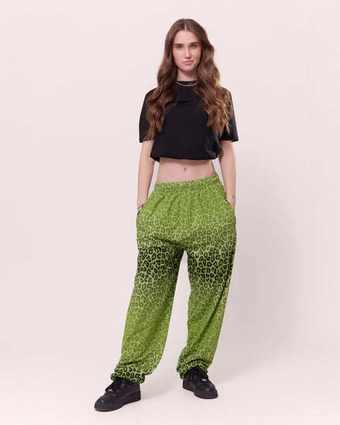 KNDRCK unikat joggerke - Green leopard