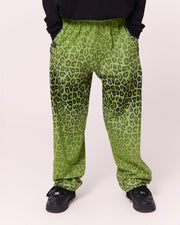 KNDRCK OTROŠKE unikat joggerke - Green leopard