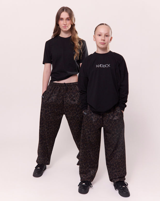 KNDRCK unikat joggerke - Black Puma