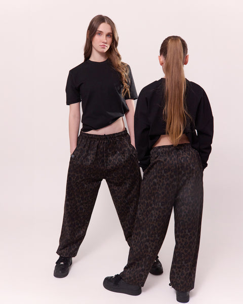 KNDRCK unikat joggerke - Black Puma